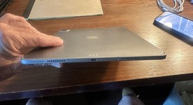 Mint
													Apple iPad Pro 12.9" 6th Gen 2022 - Verizon, Gray, 256 GB, photo 4 of 18