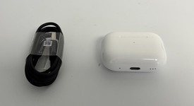 Used
													Apple AirPods Pro 2 - USB-C, photo 2 of 4