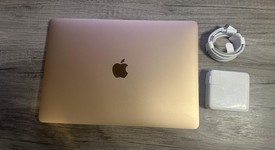Good
													MacBook Air 2020 - 13" - Apple M1, Gold, 256 GB, 8 GB, photo 2 of 8
