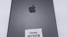 Good
													Apple iPad 8th Gen - Wi-Fi, Gray, 32 GB, A2270, photo 4 of 9