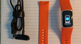 Mint
													Fitbit Charge 6 - Silver, photo 1 of 5