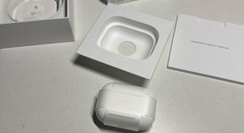 Used
													Apple AirPods Pro 2 - USB-C, photo 1 of 3