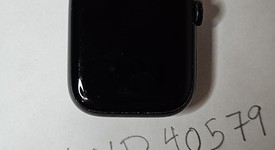 Good
													Apple Watch Series 7 45mm - Unlocked, Midnight, A2477 - Cellular, Aluminum, photo 4 of 9