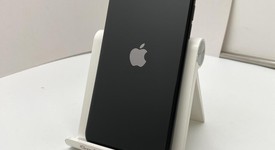 Fair
													Apple iPhone SE 2nd Gen 2020 - Unlocked, Black, 64 GB, A2275, photo 3 of 9