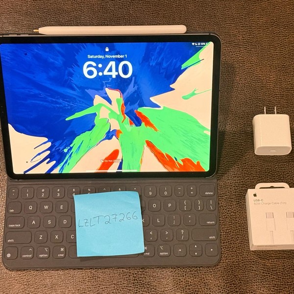 Apple iPad Pro 11 inch 2018 - Unlocked, 256 GB, Gray, A2013