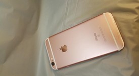 Good
													Apple iPhone 6S - Unlocked, Rose Gold, 16 GB, A1688, photo 1 of 4