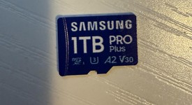 Mint
													Lenovo Legion Go S - Z1 Extreme, Black, 1 TB, 32 GB, photo 5 of 12