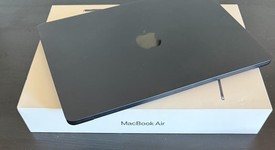 Mint
													MacBook Air 2025 (M4) - 13" - Apple M4, Midnight, 256 GB, 16 GB, photo 1 of 13