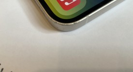 Fair
													Apple iPhone 12 - Unlocked, White, 64 GB, A2172, photo 4 of 7