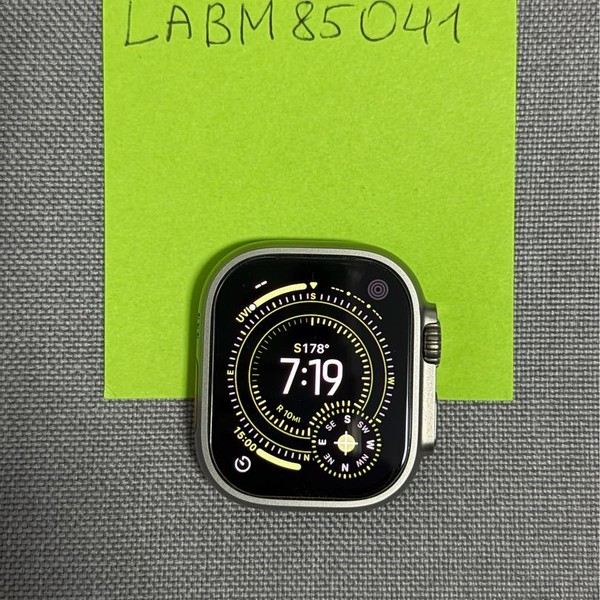 Apple Watch Ultra 2 49mm - Unlocked, Natural, A2986