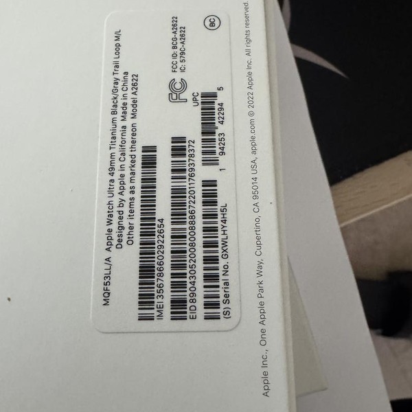 Apple Watch Ultra 49mm - Unlocked, Titanium, A2622