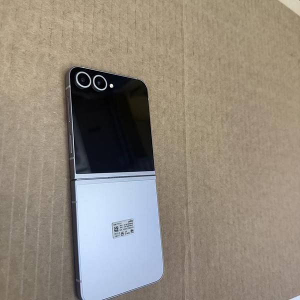 Samsung Galaxy Z Flip6 - T-Mobile, 256 GB, Silver, 12 GB, SM-F741U