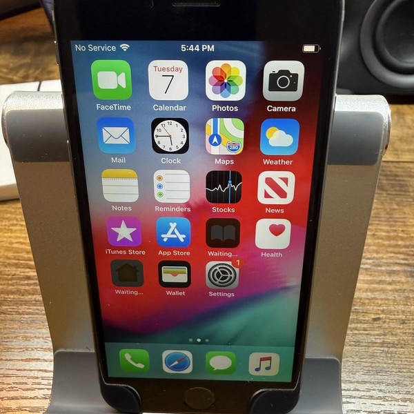 Apple iPhone 6 - AT&T, 16 GB, Gray, A1549