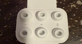 Used
													Apple AirPods Pro 2nd Gen - USB-C, photo 2 of 9