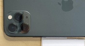 Good
													Apple iPhone 11 Pro Max - Unlocked, Green, 64 GB, A2161, photo 5 of 6