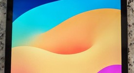 Good
													Apple iPad 9th Gen - Unlocked, Gray, 64 GB, A2603, photo 2 of 5