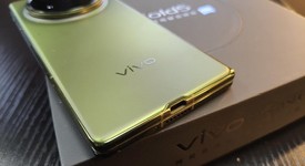 Mint
													Vivo X Fold5 - Unlocked Non-US, Green, 256 GB, 12 GB, photo 5 of 23