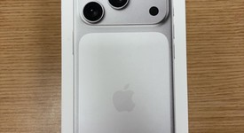 New
													Apple iPhone 17 Pro - Verizon, Silver, 256 GB, A3256, photo 2 of 3