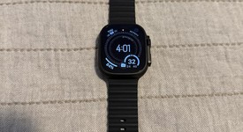 Mint
													Apple Watch Ultra 3 49mm - Unlocked, Black, A3281, photo 3 of 9