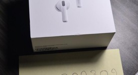New
													Apple AirPods Pro 3, photo 1 of 3