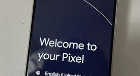 Mint
													Google Pixel 8 - Unlocked, Rose, 128 GB, 8 GB, G9BQD, Sub-6 5G, photo 1 of 7