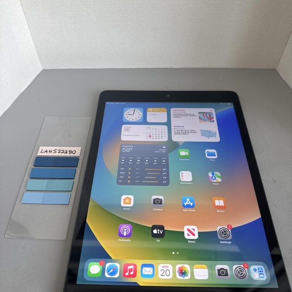 Apple iPad (7th Gen) - Wi-Fi, 128 GB, Gray, A2197