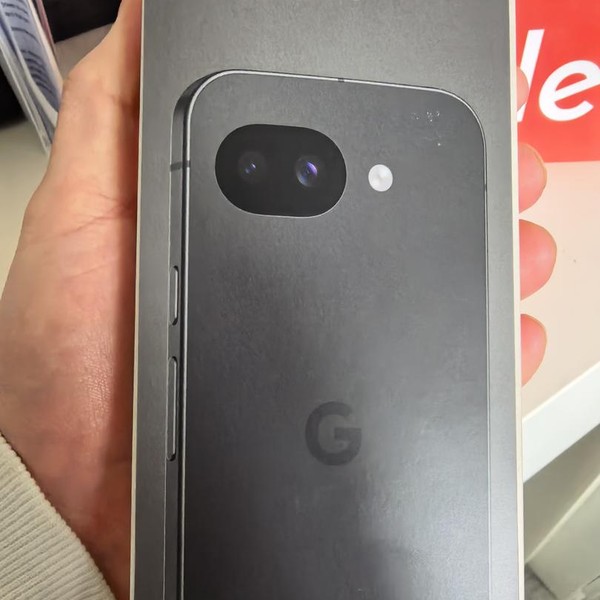 Google Pixel 10a - Unlocked, 128 GB, Obsidian, GE1GQ