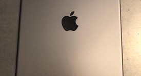 Mint
													Apple iPad Pro 10.5" - Wi-Fi, Gray, 64 GB, photo 4 of 11