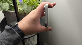 Mint
													Apple iPhone 16 Pro Max - Unlocked, White, 256 GB, A3084, photo 4 of 11