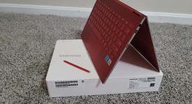 Mint
													Samsung Galaxy Chromebook - I5, Red, 256 GB, 8 GB, photo 4 of 11