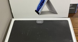 Mint
													Microsoft Surface Pro X - SQ1, Platinum, 128 GB, 8 GB, Wi-Fi Only, photo 1 of 6