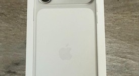 New
													Apple iPhone 17 Pro Max - Unlocked, Silver, 256 GB, A3257, photo 2 of 3