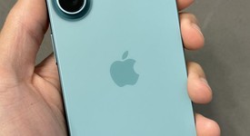 Mint
													Apple iPhone 16 - Unlocked, Teal, 128 GB, A3081, photo 1 of 5
