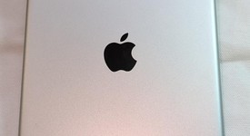 Good
													Apple iPad Air - Unlocked, Silver, 16 GB, photo 4 of 4