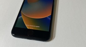 Good
													Apple iPhone SE 3rd Gen 2022 - Unlocked, Midnight, 128 GB, A2595, photo 3 of 8