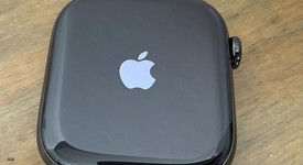 Mint
													Apple Watch Series 10 46mm - Unlocked, Slate, A3003 - Cellular, Titanium, photo 4 of 17