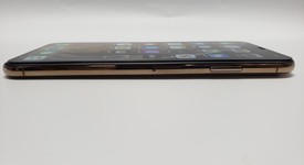 Good
													Apple iPhone Xs Max - Unlocked, Gold, 64 GB, A1921, photo 5 of 10