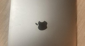 Good
													MacBook Pro 2022 - 13" - Apple M2, Gray, 256 GB, 8 GB, photo 1 of 6