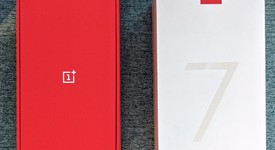 Good
													OnePlus 7 - Unlocked Non-US, Gray, 256 GB, 8 GB, photo 2 of 10