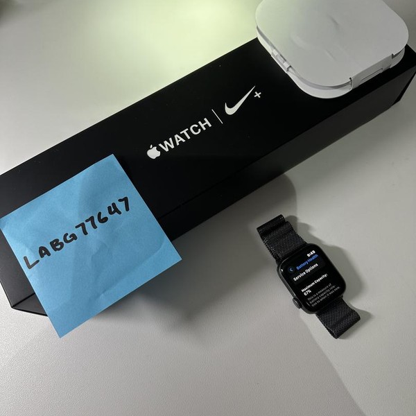 Apple Watch Series 4 40mm - Gray, A1977 - GPS, Nike