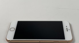 Good
													Apple iPhone 8 - AT&T, Gold, 128 GB, A1905, GSM, photo 4 of 5