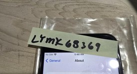 Mint
													Apple iPhone SE 3rd Gen 2022 - Unlocked, Midnight, 128 GB, A2595, photo 3 of 12