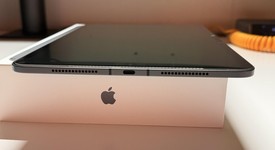Mint
													Apple iPad Pro 11" (M4) 2024 - Unlocked, Black, 256 GB, 8 GB, A2837, Standard Glass, photo 5 of 8