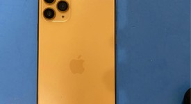 Fair
													Apple iPhone 11 Pro Max - Unlocked, Gold, 256 GB, A2161, photo 3 of 10