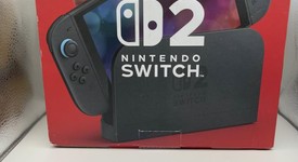 Mint
													Nintendo Switch 2 - Red & Blue, Standard, photo 5 of 12
