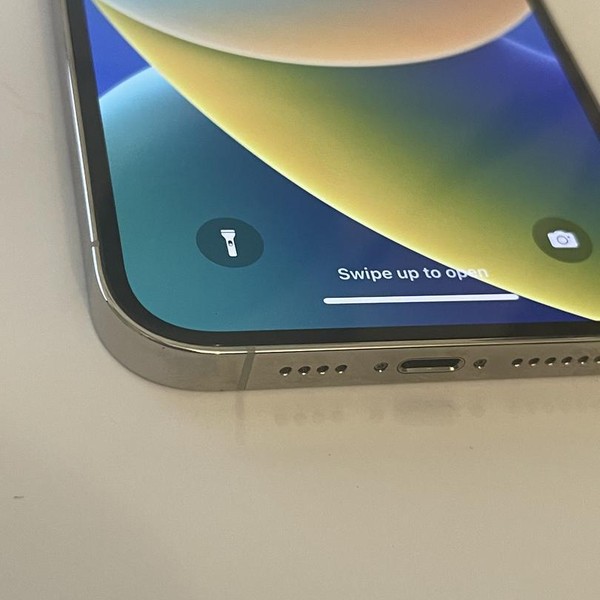 Apple iPhone 13 Pro Max - Unlocked, 1 TB, Silver, A2484