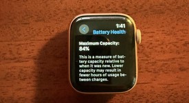 Good
													Apple Watch SE 1st Gen 40mm - Gold, A2351 - GPS, Aluminum, photo 4 of 5