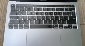 Good
													MacBook Pro 2020 - 13" - Apple M1, Gray, 1 TB, 16 GB, photo 4 of 11