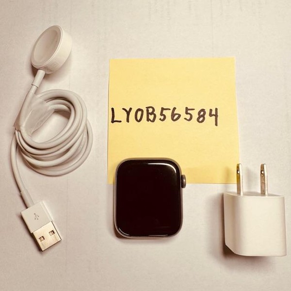 Apple Watch Series 4 44mm - Unlocked, Gray, A1976 - Cellular, Aluminum