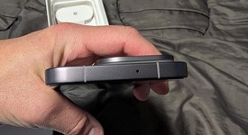 Mint
													Oppo Find X9 Pro - Unlocked Non-US, Titanium Charcoal, 512 GB, 16 GB, photo 5 of 8